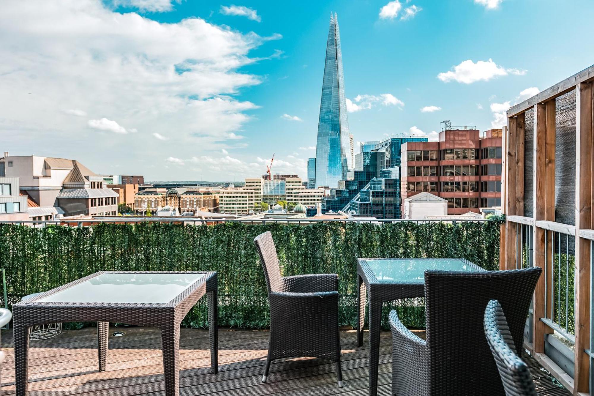 Modern City Apartahotel Londres